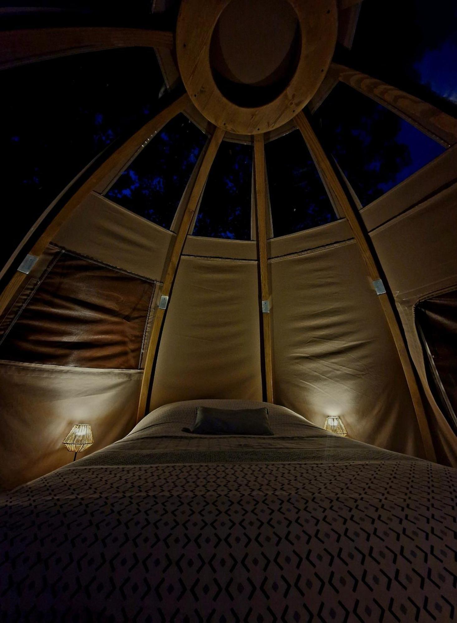 Les Nuits De Cassiopee Bed & Breakfast Sorde-l'Abbaye Bilik gambar