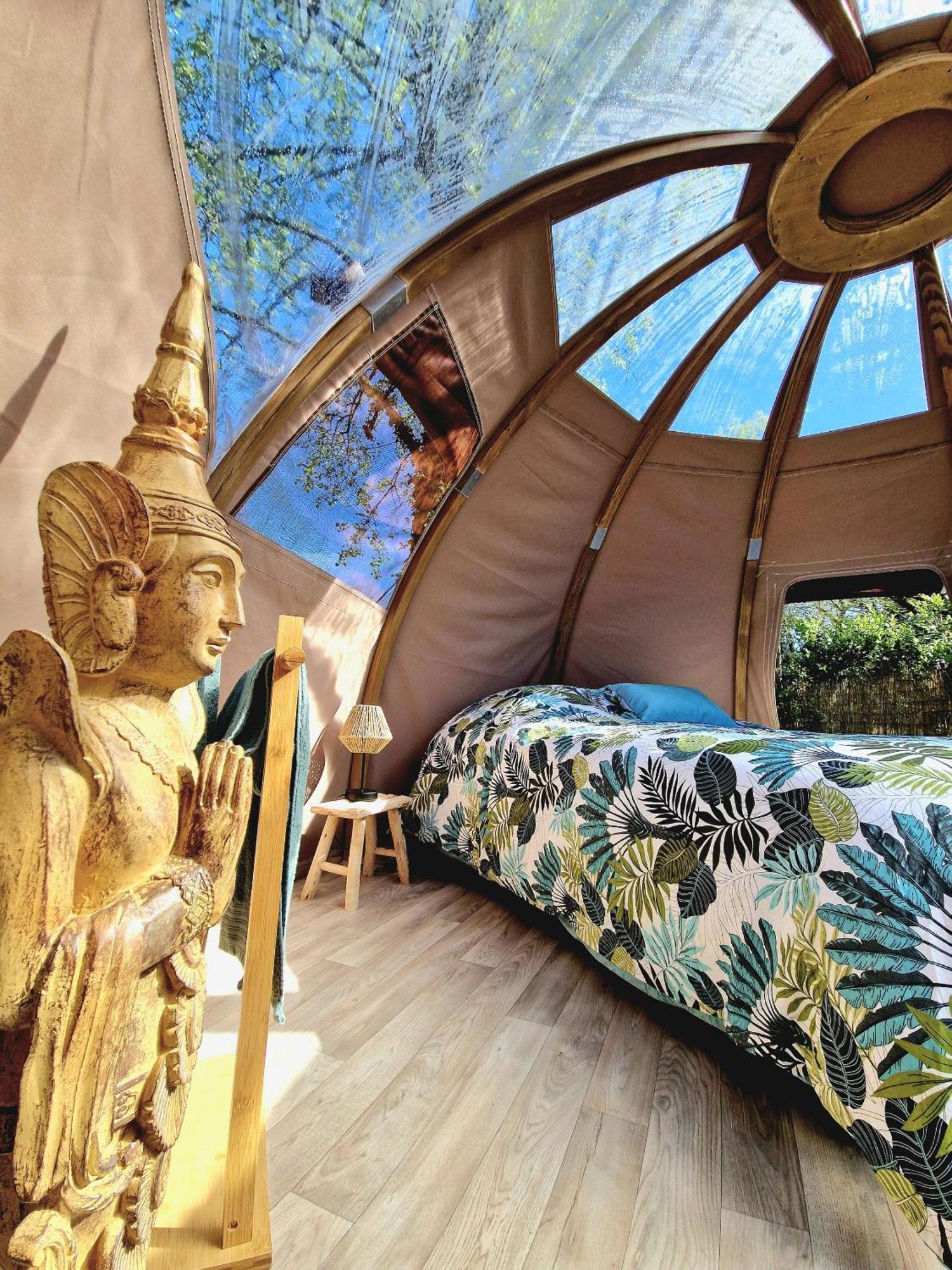 Les Nuits De Cassiopee Bed & Breakfast Sorde-l'Abbaye Bilik gambar